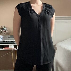 DR2 Black Cap Sleeve Blouse